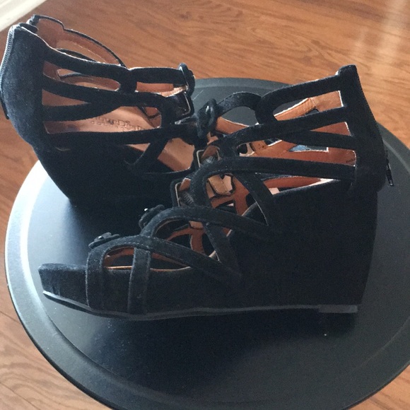 L’AmourDesPieds black suede wedges. - Picture 3 of 5